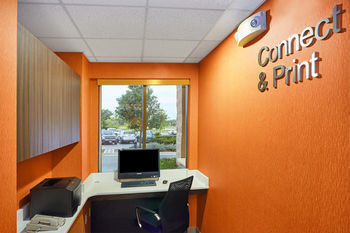 Hotel Fairfield Inn & Suites By Marriott Lombard