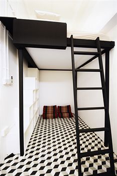 Albergue 5footway.inn Project Bugis