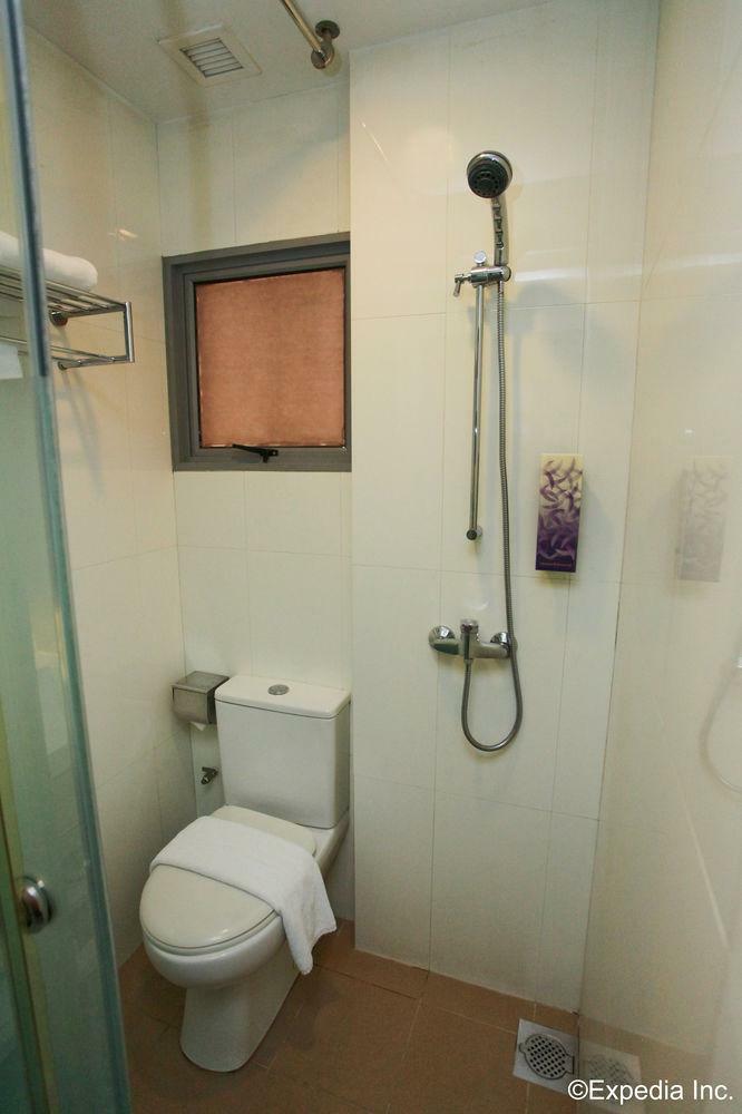 Aqueen Balestier Hotel