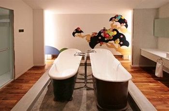 New Majestic Hotel