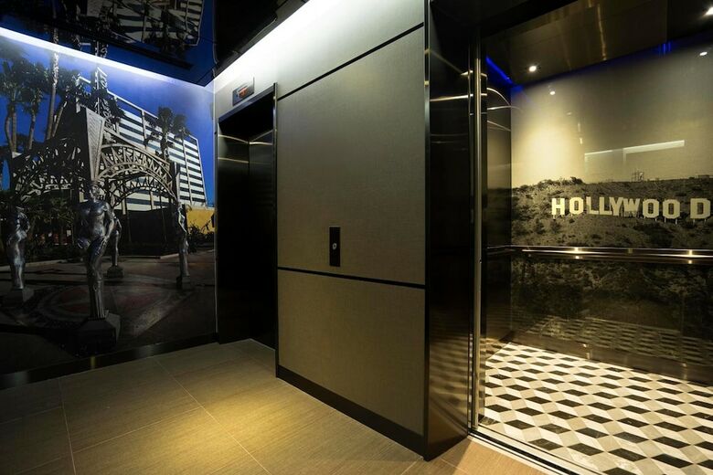 Hotel 81 Hollywood