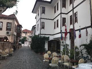 Hotel Karyatit