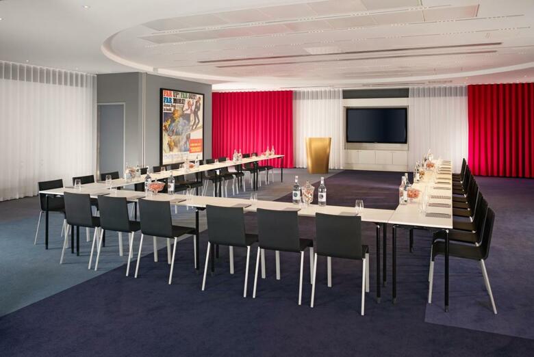 Hotel Sea Containers London