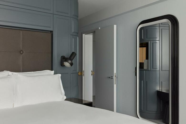 Hotel Sea Containers London
