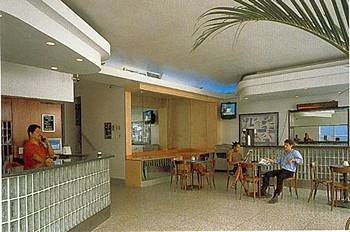 Parisian Hotel South Beach