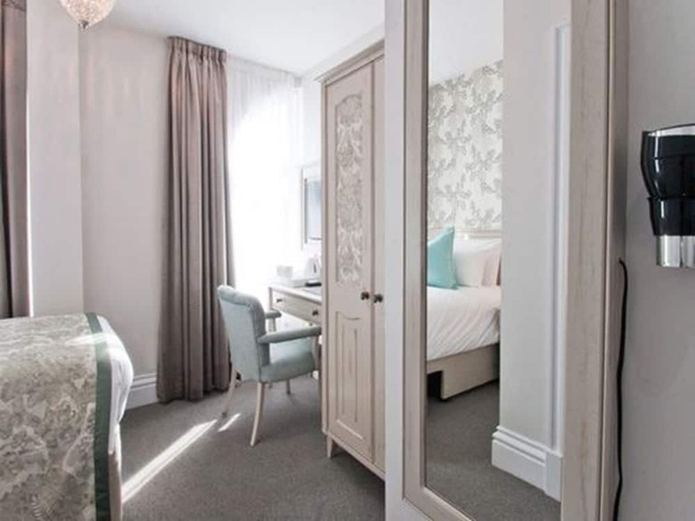 Hotel W12 Rooms