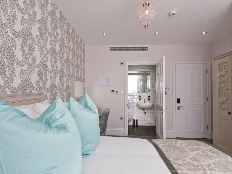 Hotel W12 Rooms