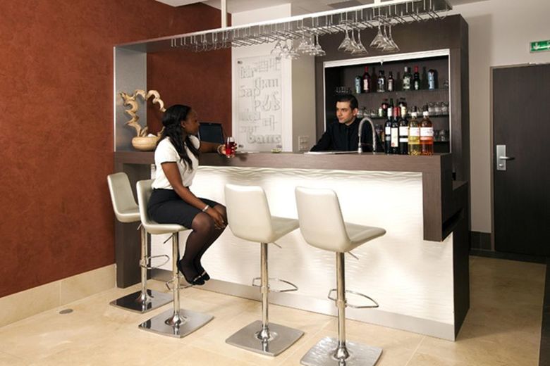 Hotel Residhome Paris Issy Les Moulineaux