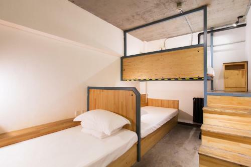 Dalian Uniloft Hostel