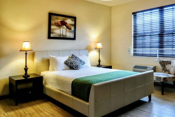 Tradewinds Apartment Hotel