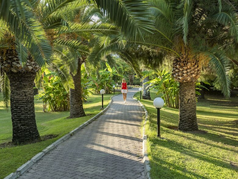 Hotel Sunrise Park Resort & Spa