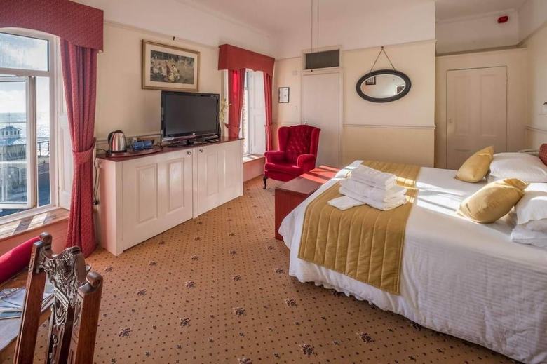 Bed & Breakfast Harbour View Hotel