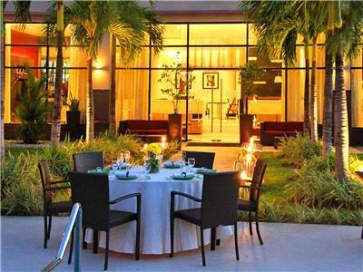 Hotel Courtyard Panama At Multiplaza Mall