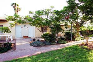 Hotel Eilot Kibbutz Country Lodging