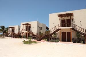 Hotel Technotel San Benito Beach