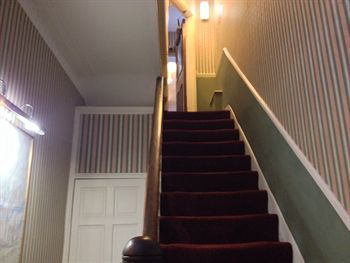 Glenlyn Hotel