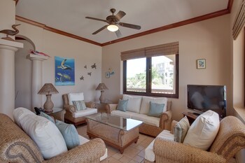 Hotel Coco Beach Resort