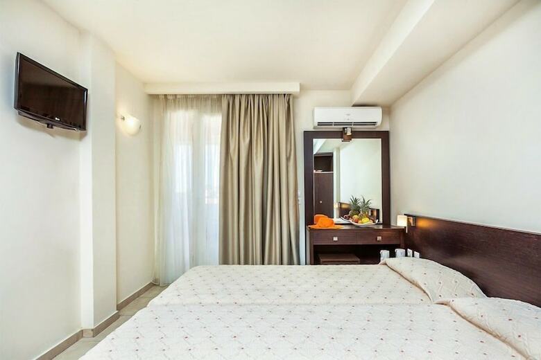 Hotel Elinotel Polis