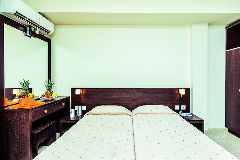 Hotel Elinotel Polis