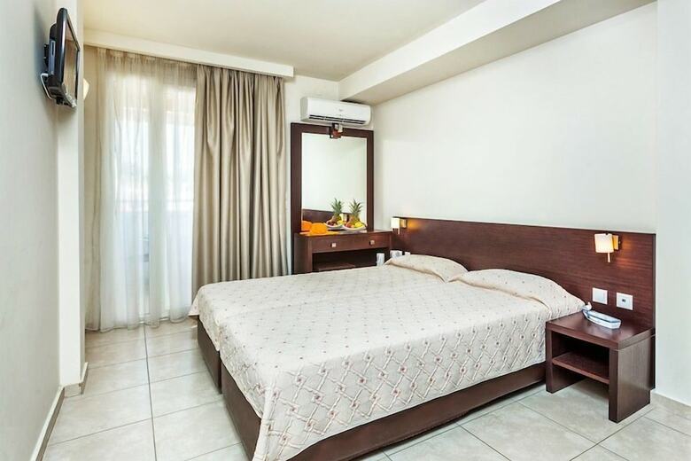 Hotel Elinotel Polis