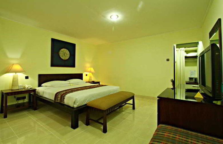 Hotel Legong Keraton Beach