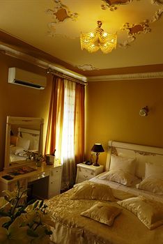Hotel Prestige
