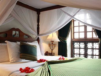 Africa House Hotel