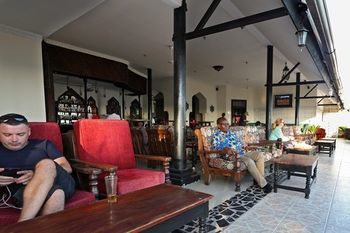 Africa House Hotel