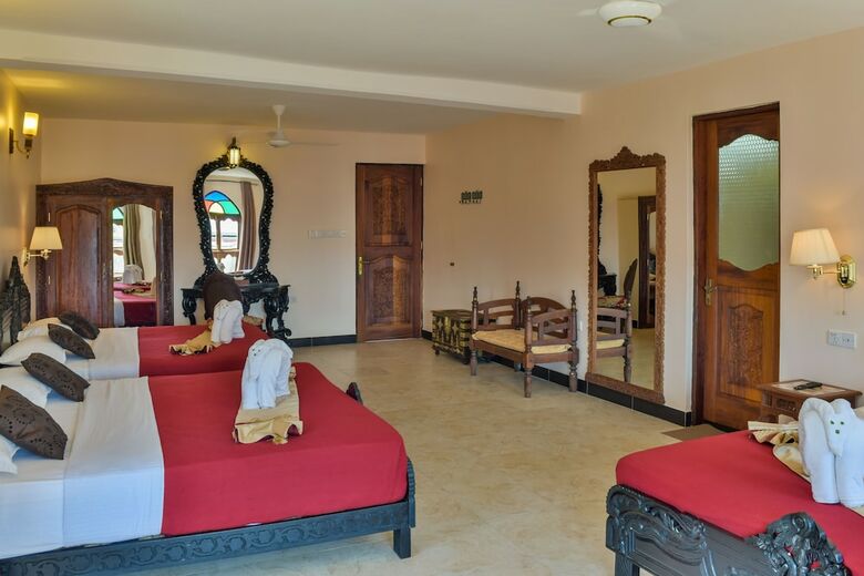 Tembo House Hotel