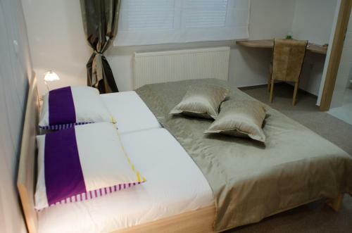 Hostal Guesthouse Tiban