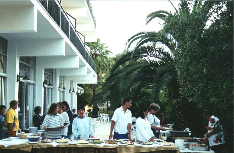Hotel Ipsos Beach