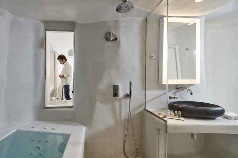 Hotel Cosmopolitan Suites