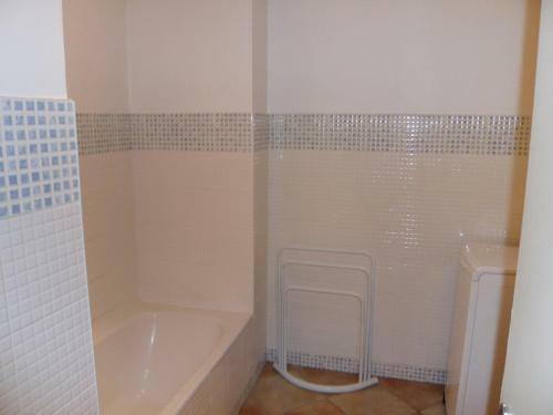 Two-bedroom Apartment R�sidence Aubanel 1