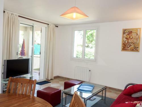 Two-bedroom Apartment R�sidence Aubanel 1