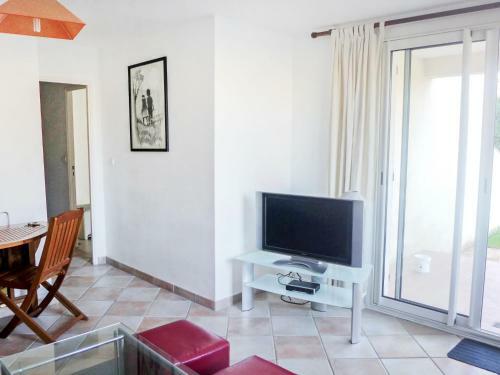 Two-bedroom Apartment R�sidence Aubanel 1