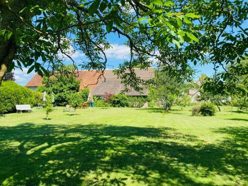 Bed & Breakfast La Pillebourdiere
