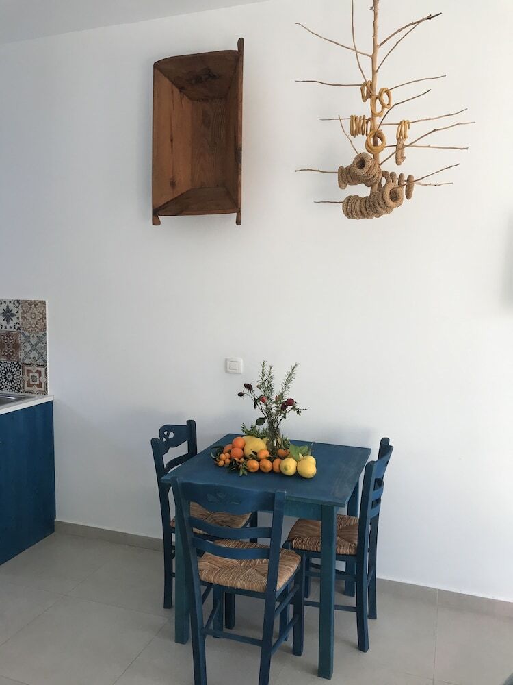 Filoxenia Apartments & Studios