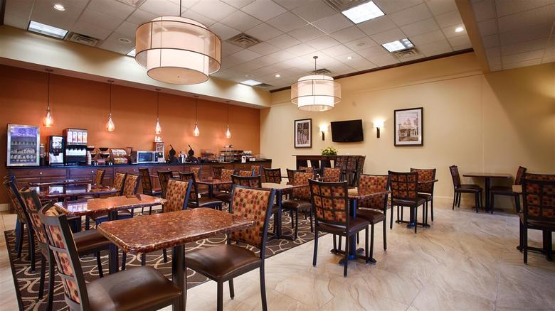 Hotel Best Western Plus Civic Center Inn