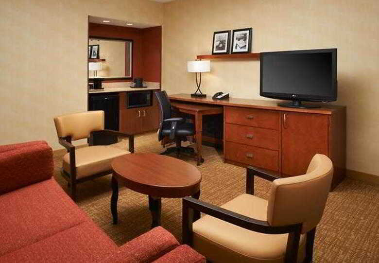 Hotel Courtyard Cincinnati Blue Ash