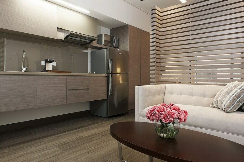 Bs Rosales Hotel & Suites