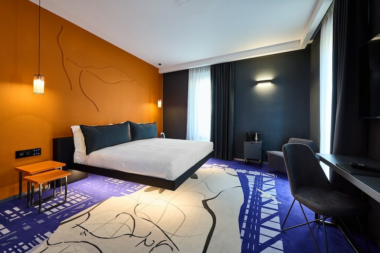 Mytale Creative Academy Hotel