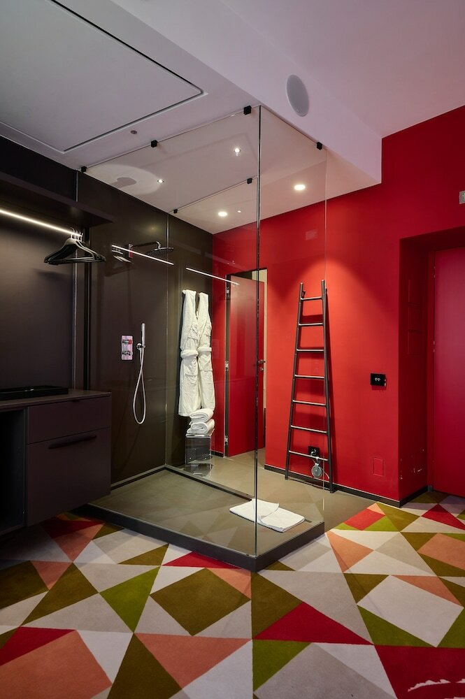 Mytale Creative Academy Hotel