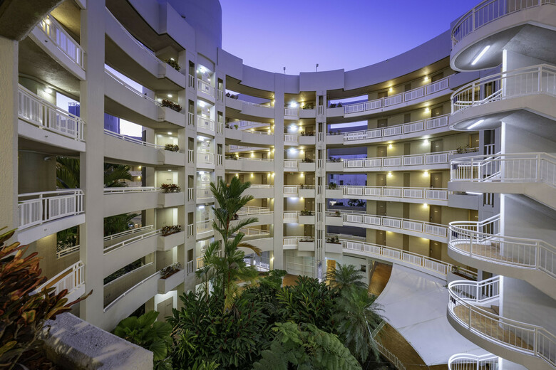 Hotel Doubletree By Hilton Cairns