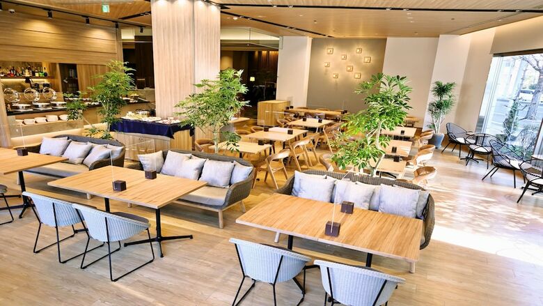 Hotel Ana Holiday Inn Sendai