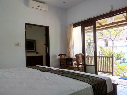 Hostal Pantai Bungalow Lembongan Island