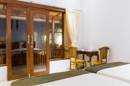 Hostal Pantai Bungalow Lembongan Island