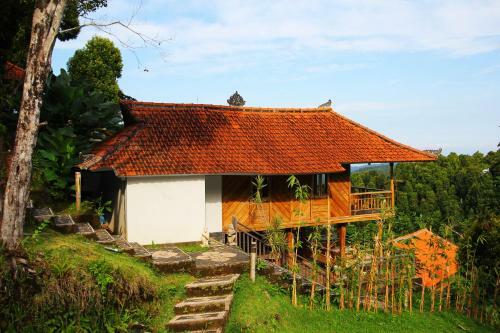Melanting Cottages