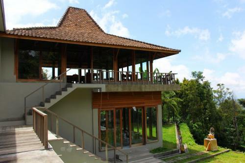 Melanting Cottages
