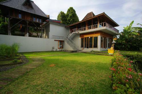 Melanting Cottages