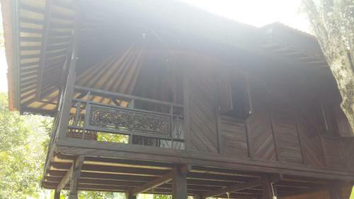 Melanting Cottages